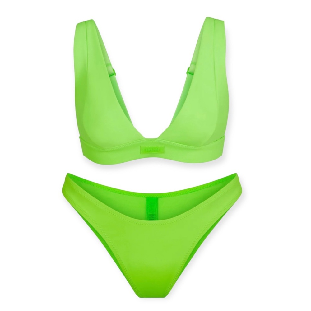 SKIMS Swim Plunge Bikini Top (S) & Cheeky Tanga Bottoms (M)
